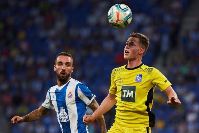 中国首场FIS室内国际滑雪赛在深圳鸣金